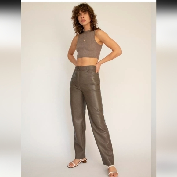 Aritzia Pants - 039 . Wilfred Funk Pant Faux Leather High Rise Size 6